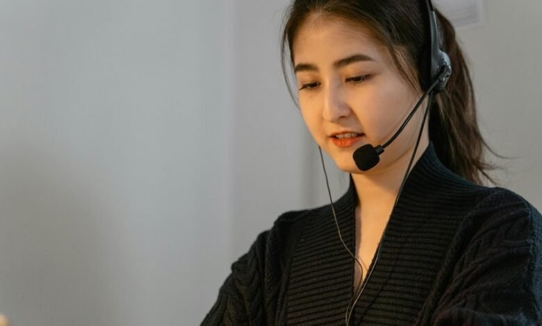 help desk contact number